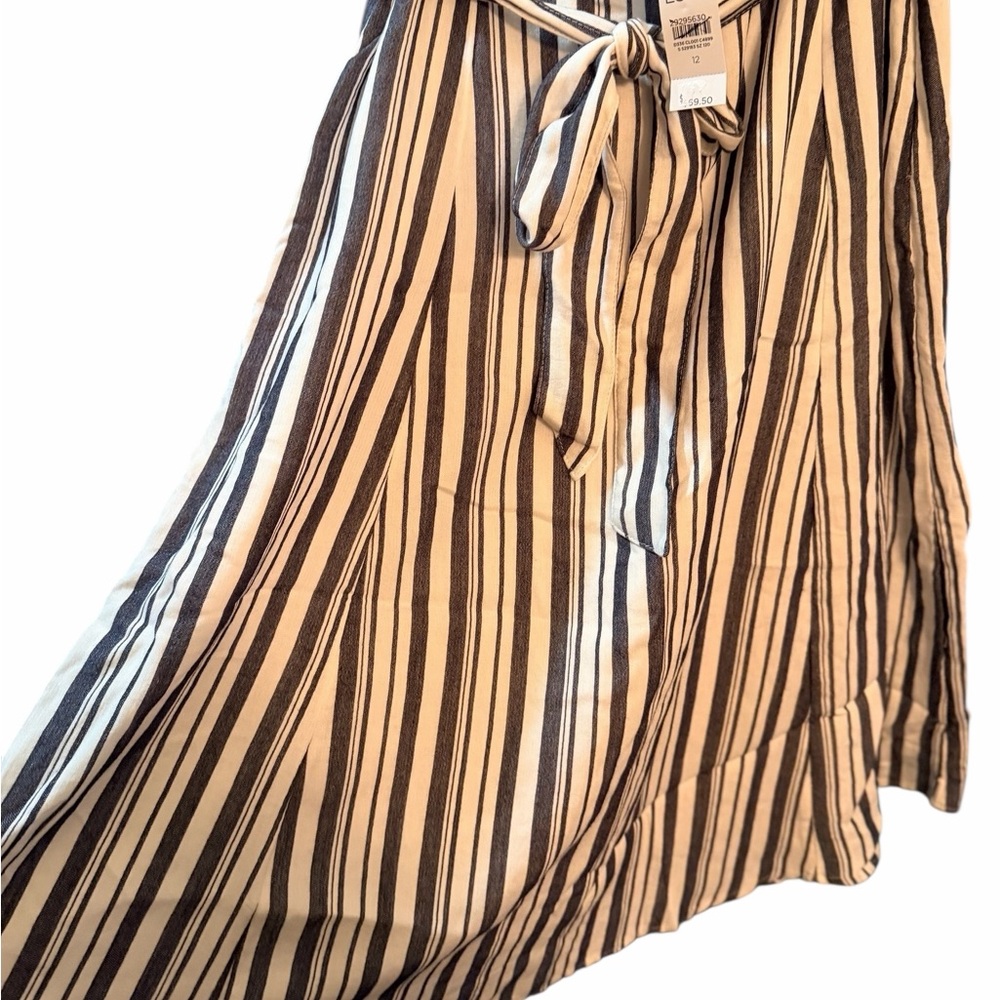 NWT LOFT Striped Gray and Cream Women's Skirt with Belt Sz 12